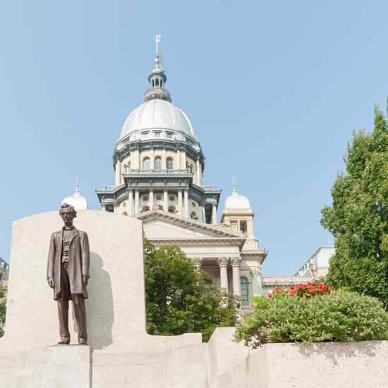 Springfield Illinois capitol building with Abraham Lincoln statue